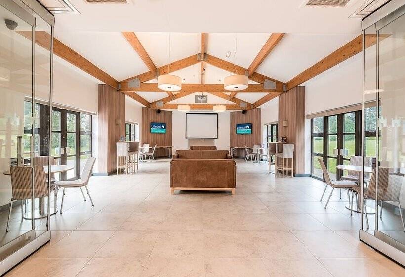 ベッドアンドブレックファースト Lilleshall House & Gardens And Lilleshall National Sports Centre