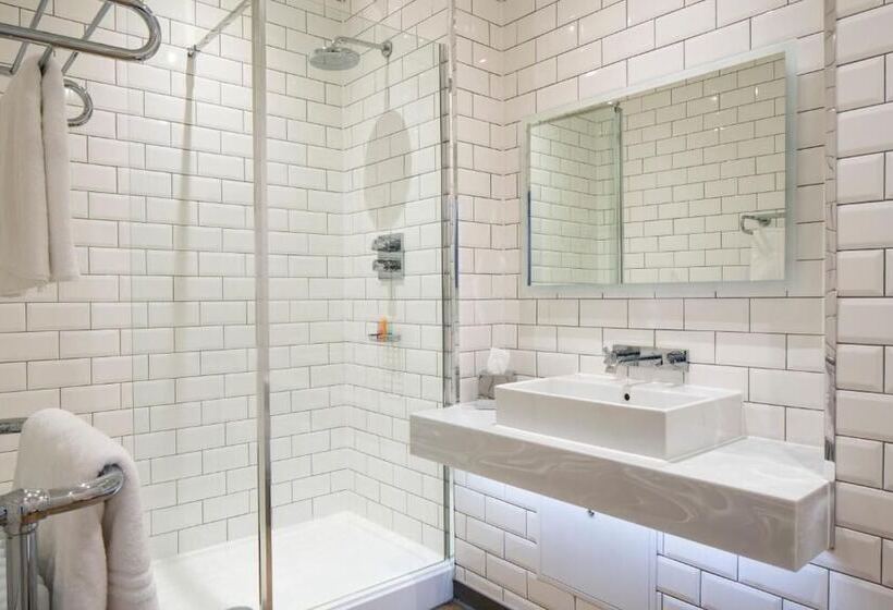 ベッドアンドブレックファースト Lilleshall House & Gardens And Lilleshall National Sports Centre