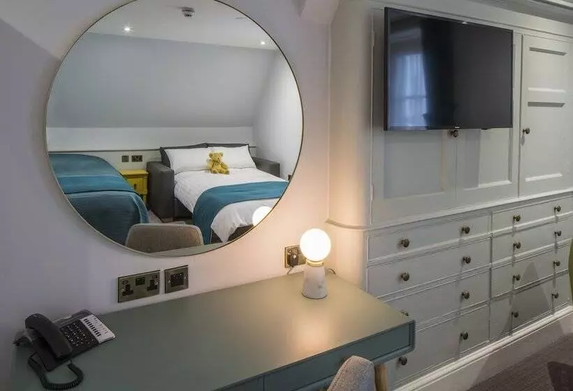 צימר Lilleshall House & Gardens And Lilleshall National Sports Centre