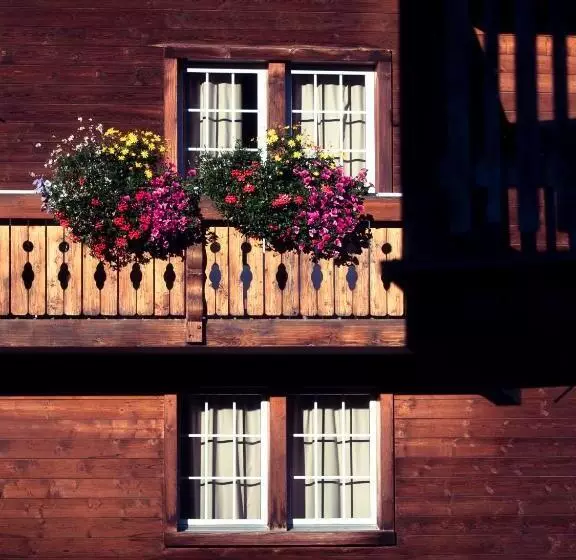 Boutique Hotel La Cabane