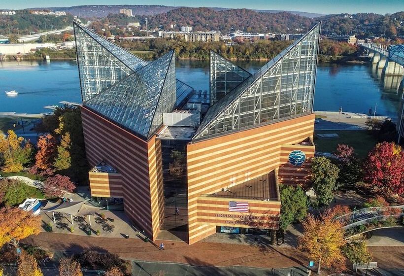 Holiday Inn Express Hotel & Suites Chattanooga Lookout Mountain, An Ihg