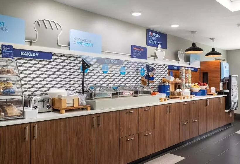 Holiday Inn Express Hotel & Suites Chattanooga Lookout Mountain, An Ihg