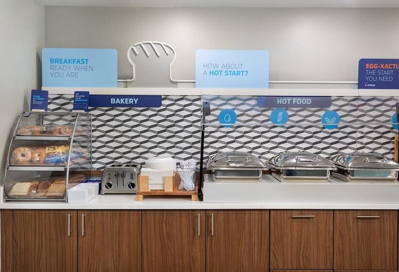 Holiday Inn Express Hotel & Suites Chattanooga Lookout Mountain, An Ihg