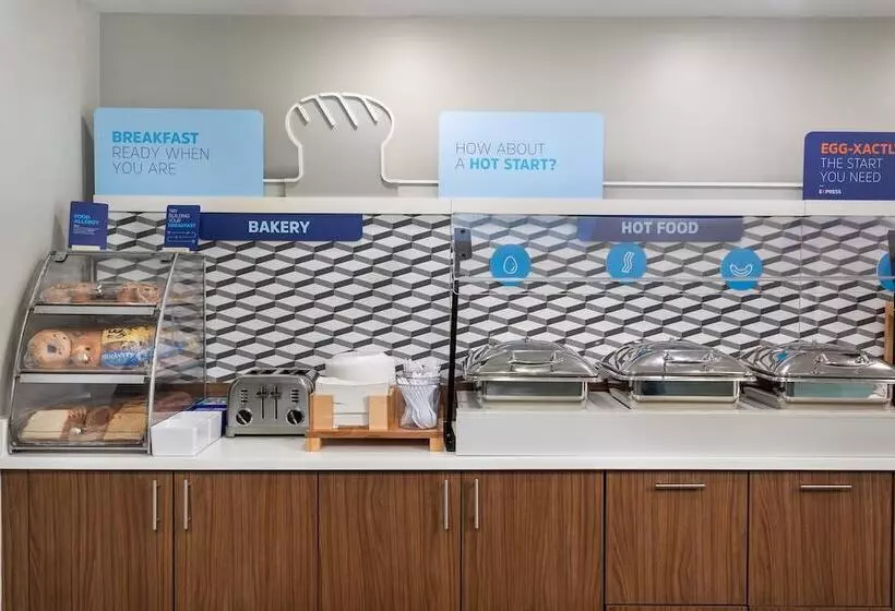 Holiday Inn Express Hotel & Suites Chattanooga Lookout Mountain, An Ihg