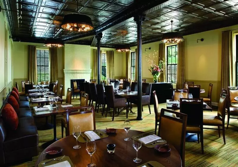 Отель Cavallo Point