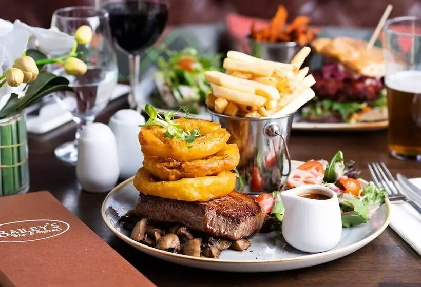 בית מלון כפרי Clanard Court