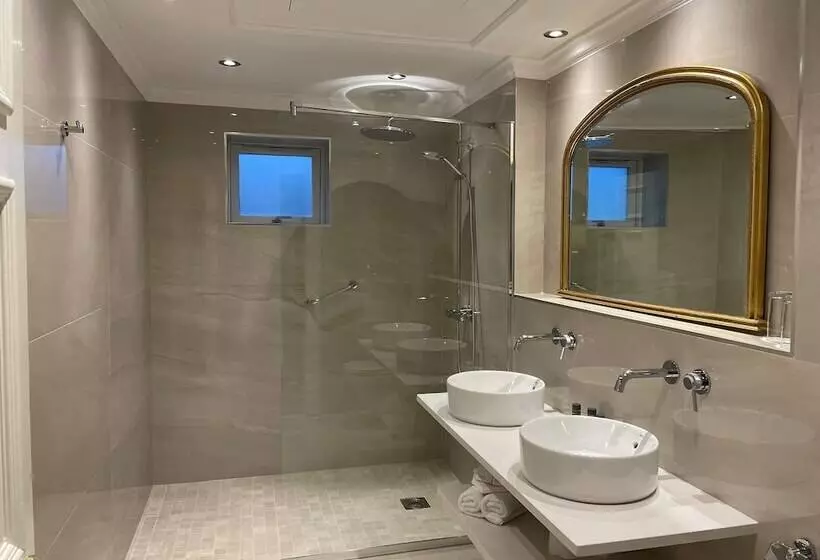 בית מלון כפרי Clanard Court