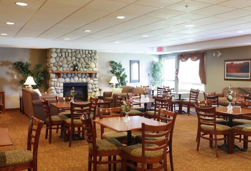 Coast Grimshaw Hotel & Suites