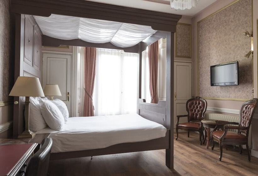 בית מלון כפרי Fidder Patrick S Whisky Bar