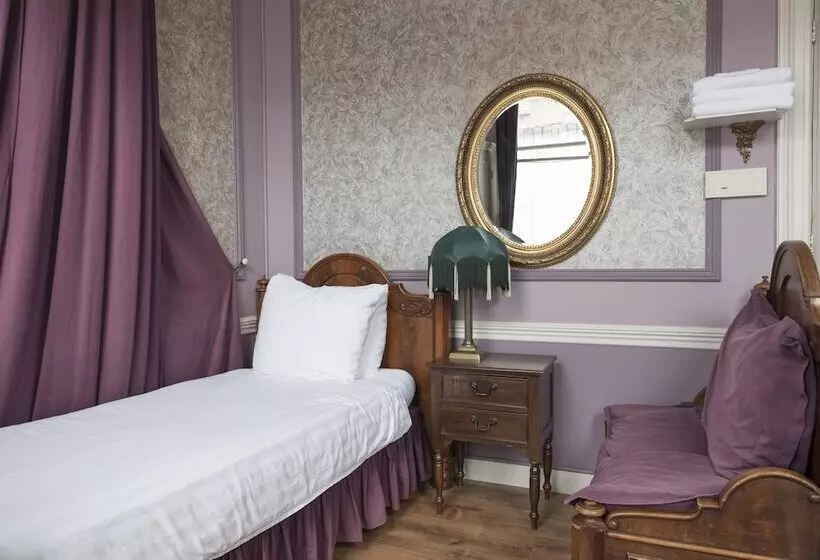 בית מלון כפרי Fidder  Patrick S Whisky Bar