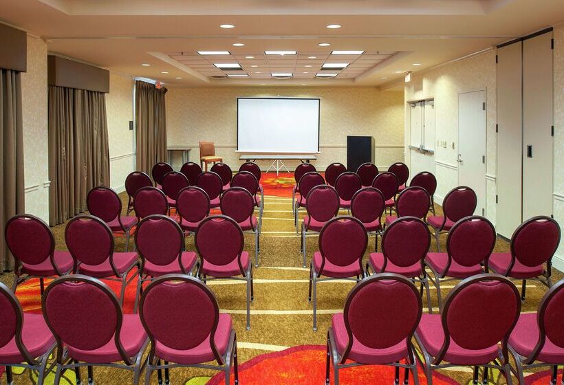 בית מלון כפרי Hilton Garden Inn Allentown Bethlehem Airport