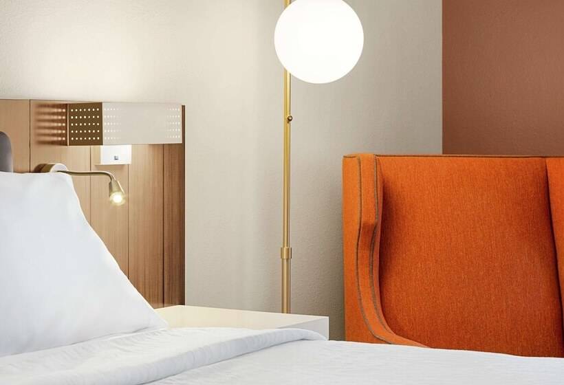 בית מלון כפרי Hilton Garden Inn Allentown Bethlehem Airport