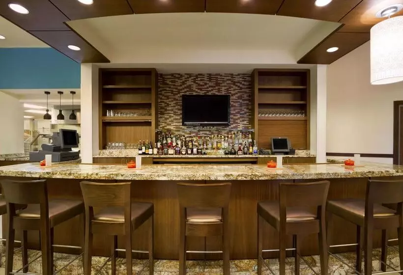 هتل Hilton Garden Inn Baltimore Inner Harbor