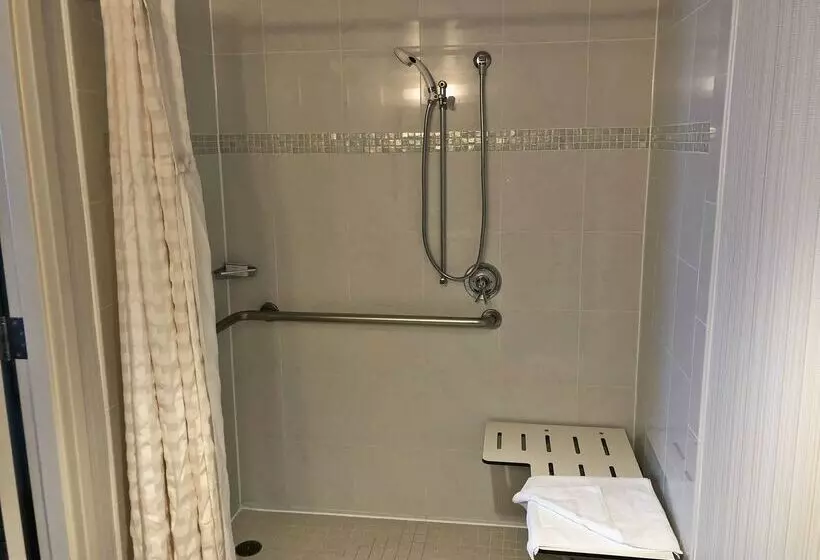 هتل Hilton Garden Inn Baltimore Inner Harbor