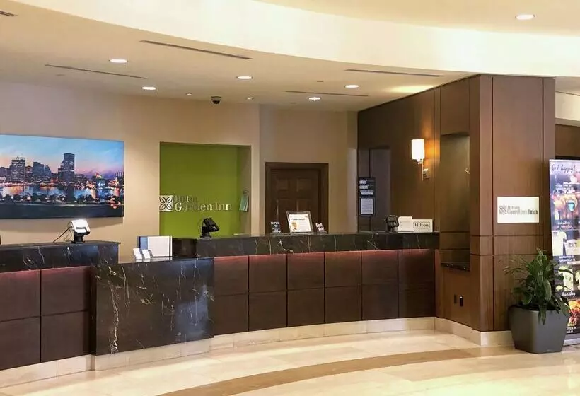 هتل Hilton Garden Inn Baltimore Inner Harbor