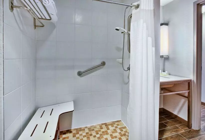 فندق Hilton Garden Inn Chesterton