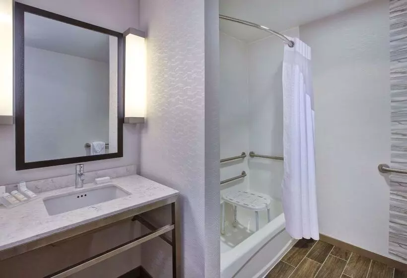 فندق Hilton Garden Inn Chesterton