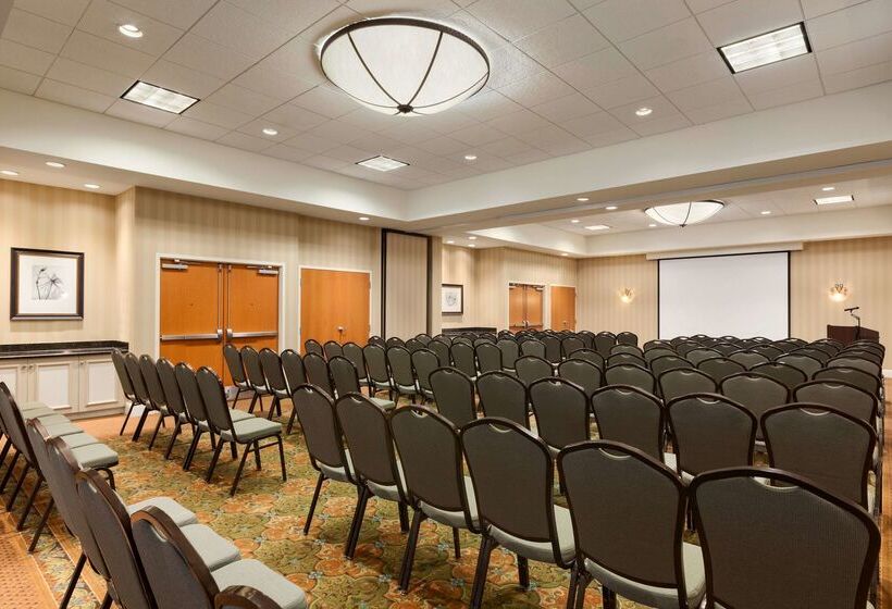 Отель Hilton Garden Inn Solomons