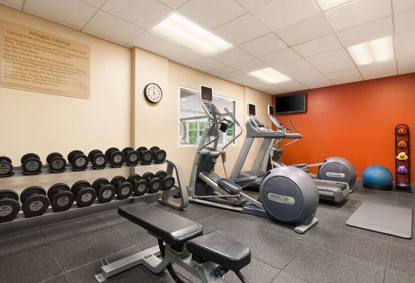 Отель Hilton Garden Inn Solomons