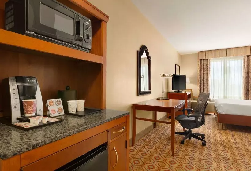 فندق Hilton Garden Inn Solomons