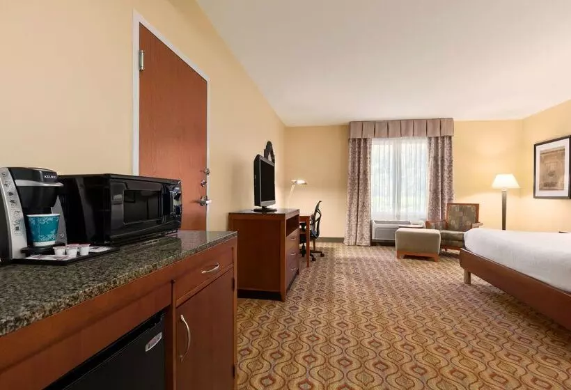 فندق Hilton Garden Inn Solomons