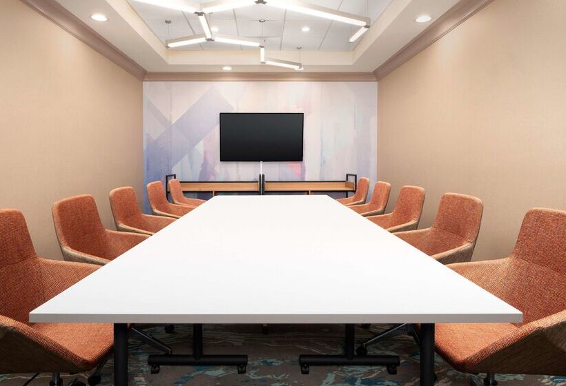 Отель Hilton Garden Inn Solomons