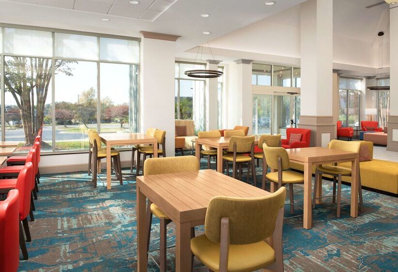 Отель Hilton Garden Inn Solomons