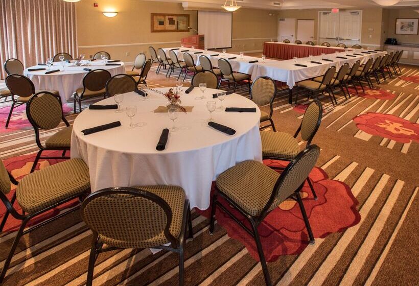 ホテル Hilton Garden Inn Wooster