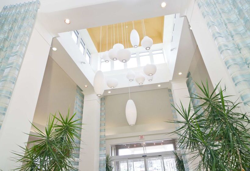 ホテル Hilton Garden Inn Wooster