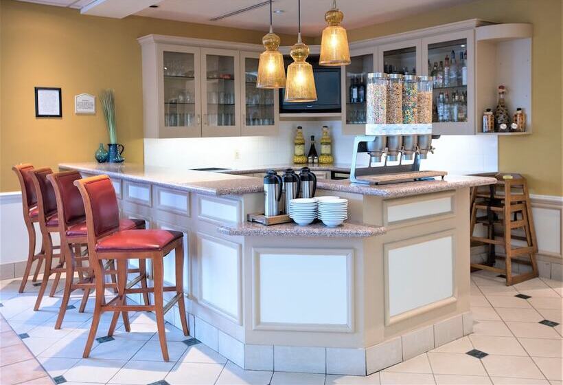 ホテル Hilton Garden Inn Wooster