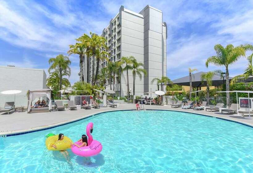 فندق Hilton Irvine/orange County Airport