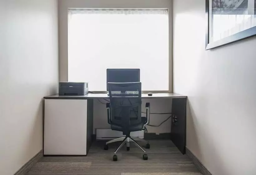 Les Suites Victoria, Ascend Hotel Collection