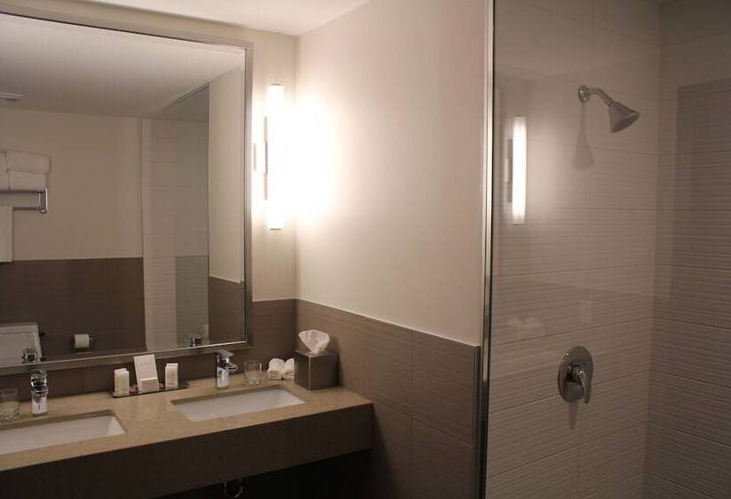 Les Suites Victoria, Ascend Hotel Collection