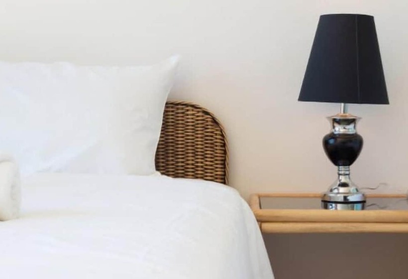 Отель Neuhöfer Am Südpark