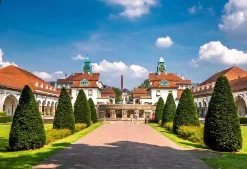 Отель Neuhöfer Am Südpark