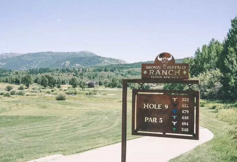 فندق The Lodge At Bronze Buffalo Ranch