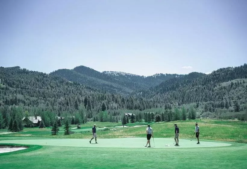 فندق The Lodge At Bronze Buffalo Ranch