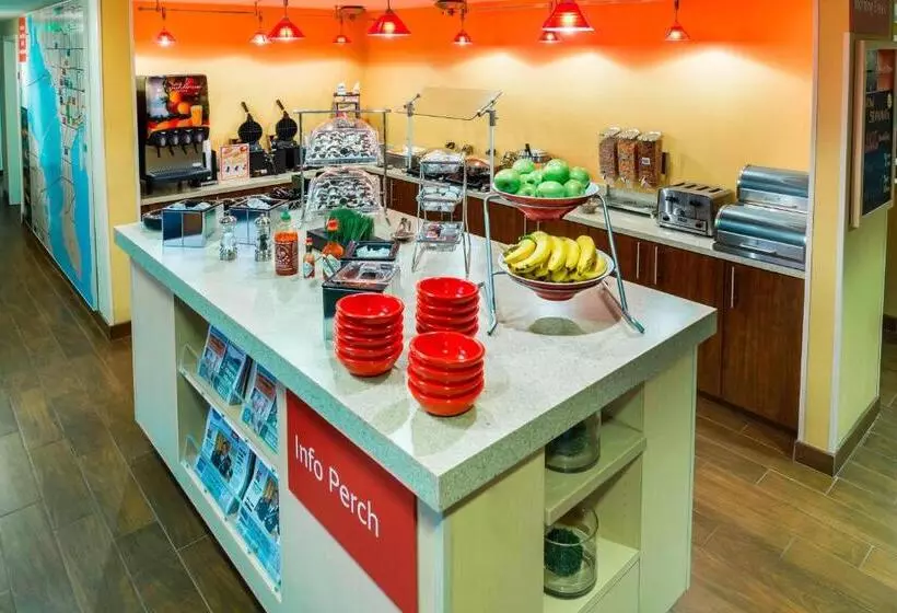 בית מלון כפרי Towneplace Suites Tampa Westshore/airport