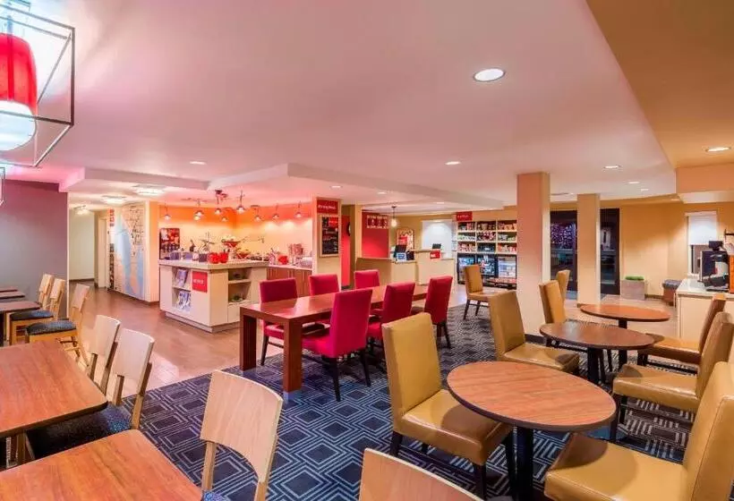 בית מלון כפרי Towneplace Suites Tampa Westshore/airport
