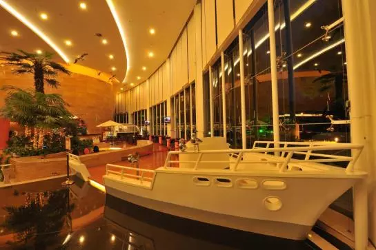 Runyang Huanlong Hotel