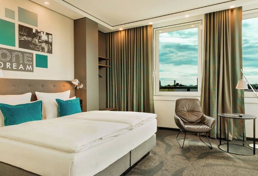 Motel One Munich Campus