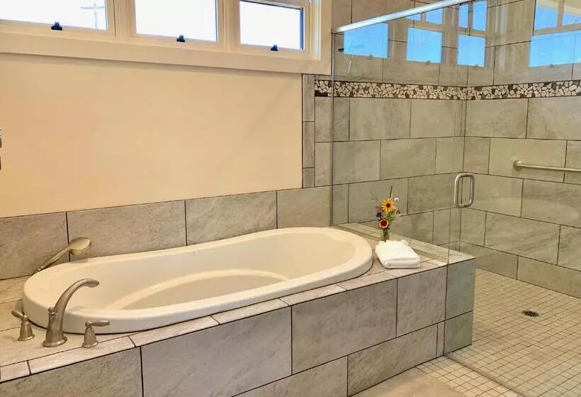 Annie S Place Bed & Breakfast