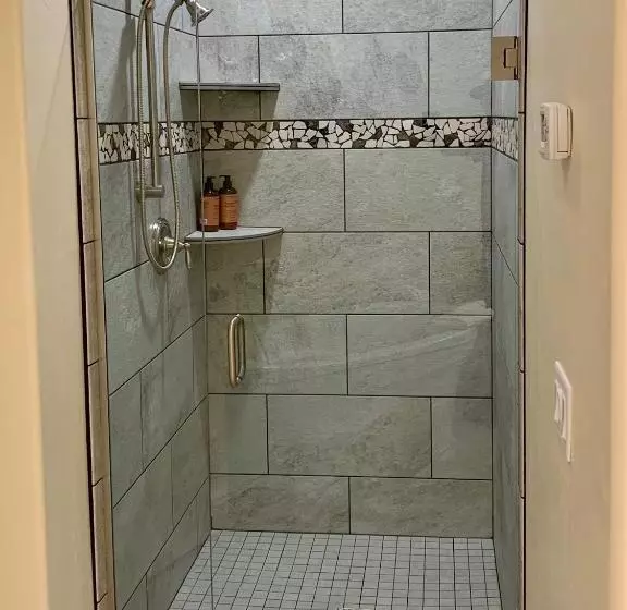 Annie S Place Bed & Breakfast