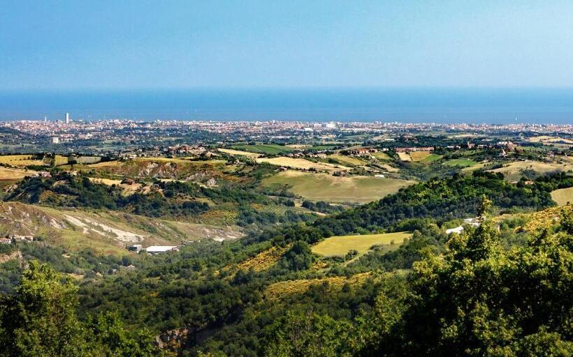 צימר Greenwood Luxury Home