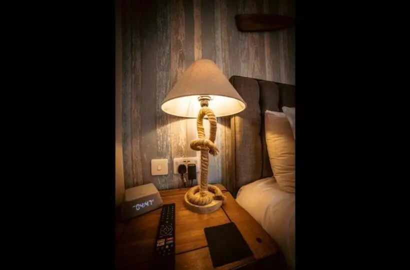 Ensuite Bed And Breakfast Rooms At The Ring Pub