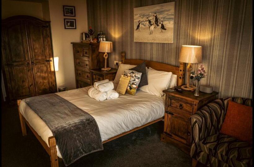 Ensuite Bed And Breakfast Rooms At The Ring Pub