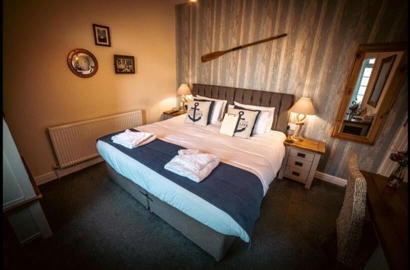 Ensuite Bed And Breakfast Rooms At The Ring Pub