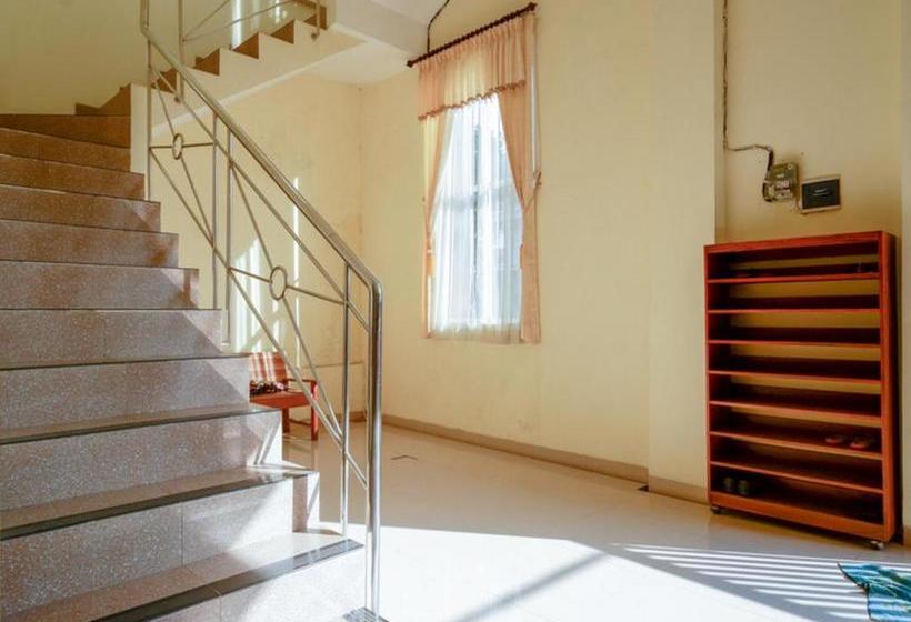 فندق Koolkost Syariah Near Transmart Banyumanik Semarang