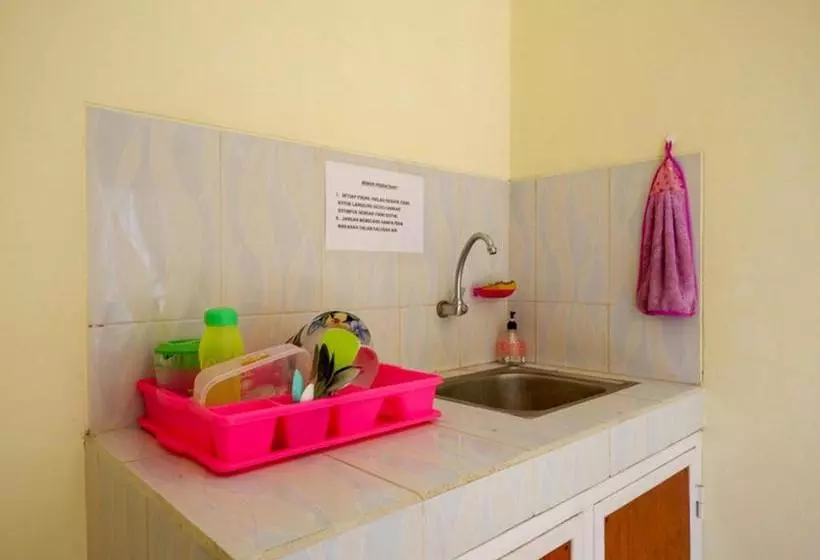 ホテル Koolkost Syariah Near Transmart Banyumanik Semarang
