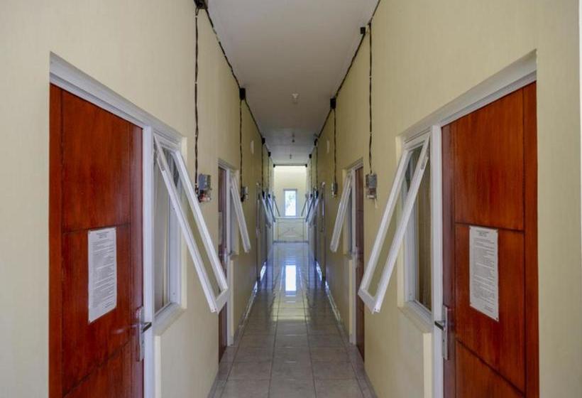 فندق Koolkost Syariah Near Transmart Banyumanik Semarang